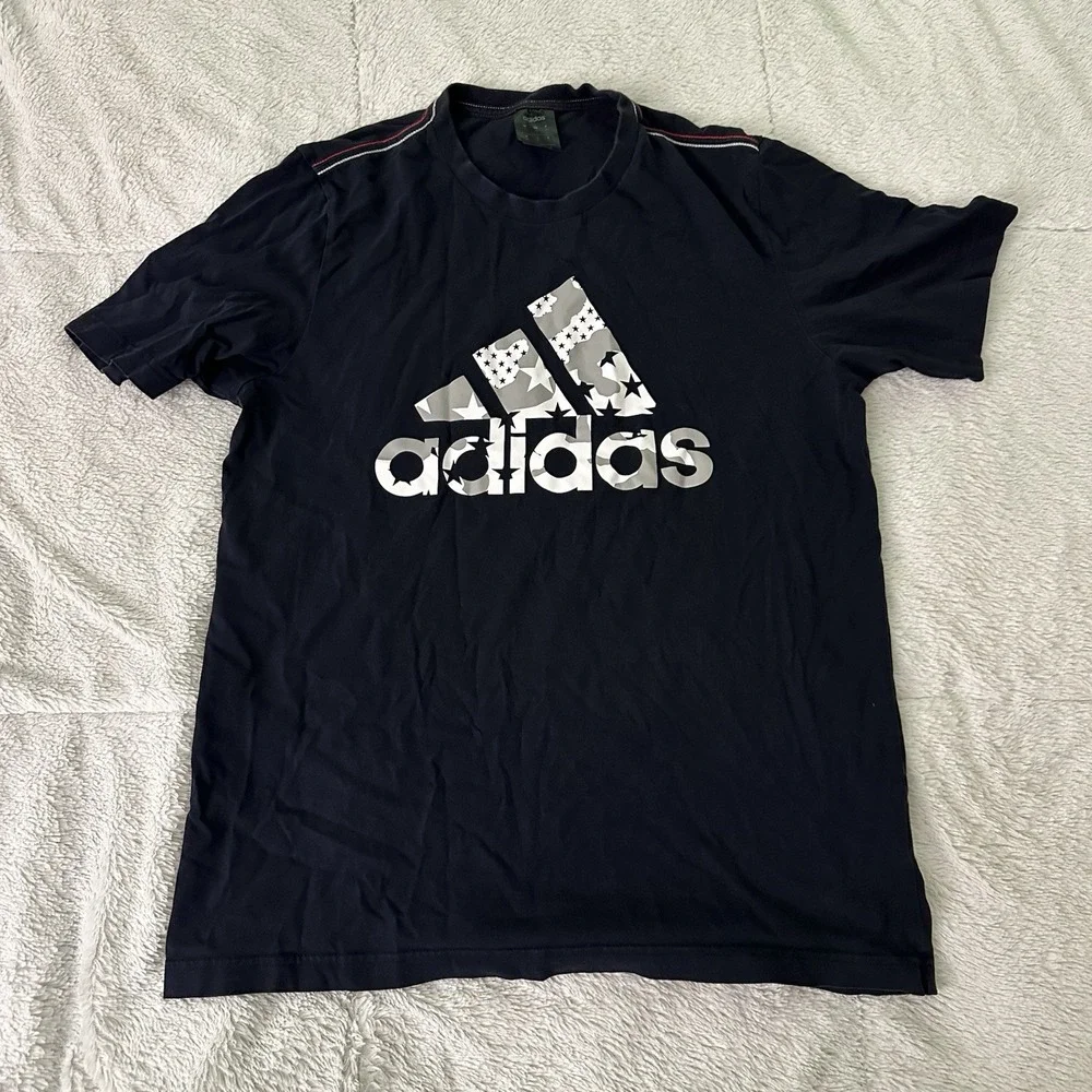 Navy Blue Adidas T Shirt With Camo Pattern Medium
